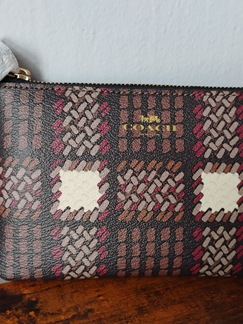NWT Coach Corner Zip Wristlet in Brushed Plaid – Brown Multi